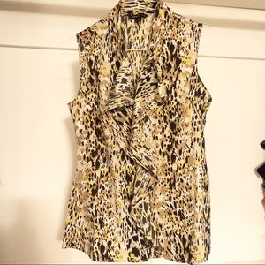 NWOT Flowy blouse - Banana Republic
